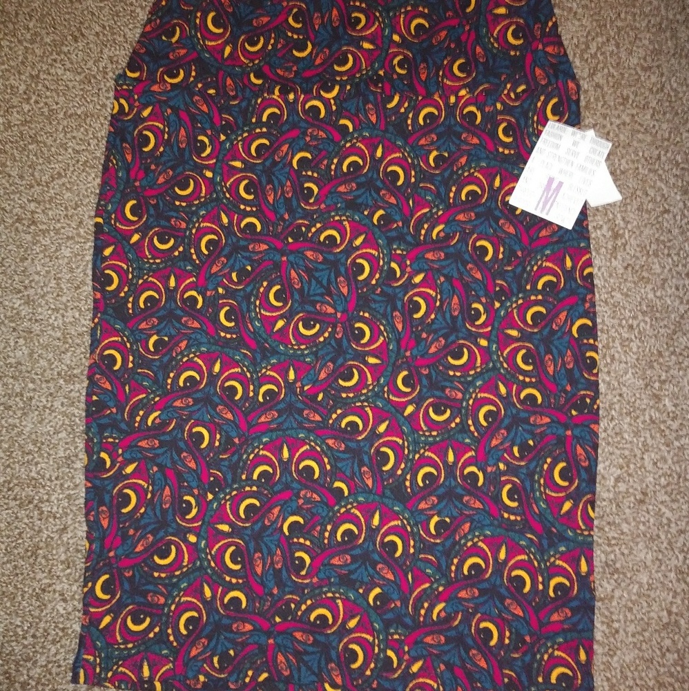 Owl lularoe cassie size medium